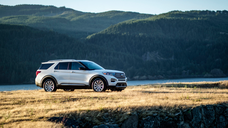 Illustration for article titled The 2020 Ford Explorer: A Dinosaur Reinvents Itself